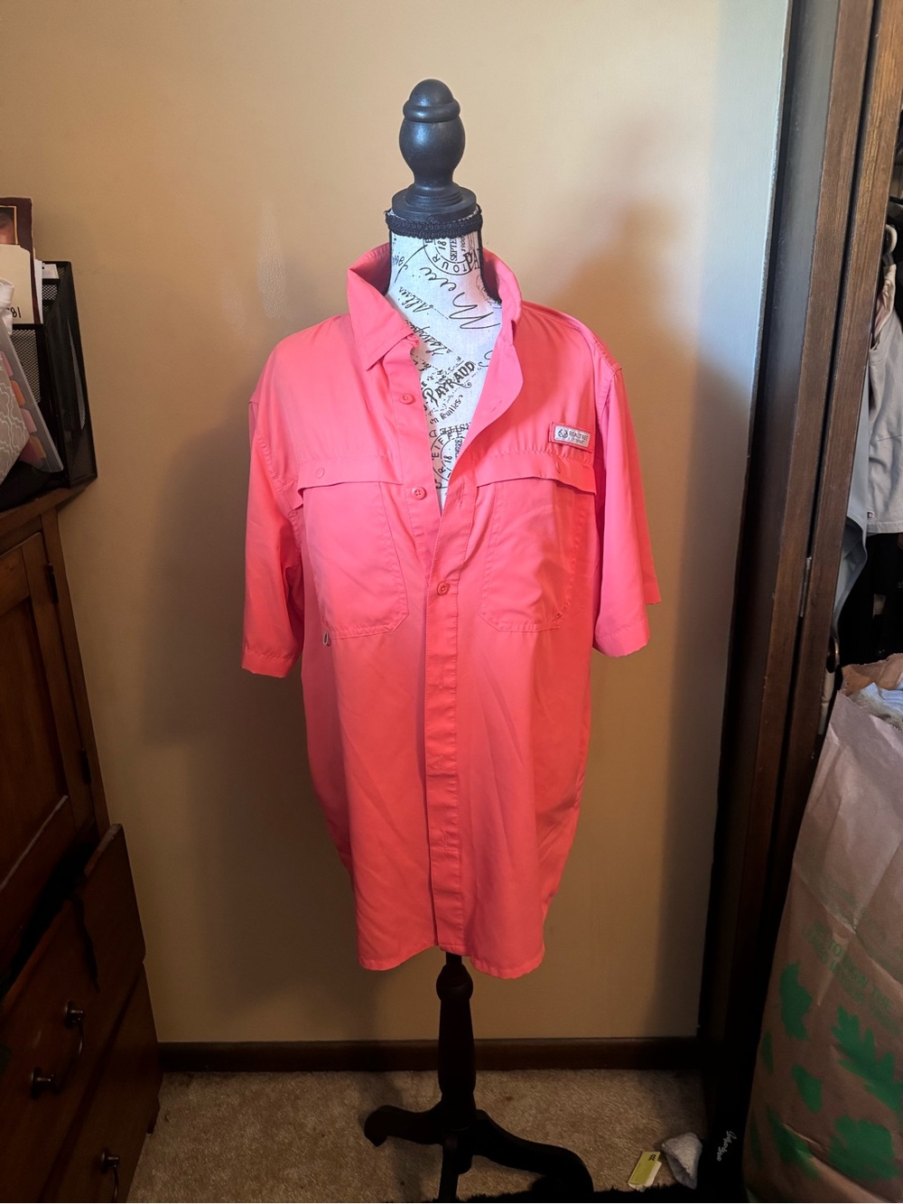 Columbia Men’s Short-Sleeve Button-Down Shirt - Coral